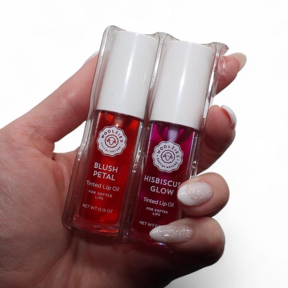 Woolzies Tinted Lip Oil Set - Blush Petal & Hibiscus Glow